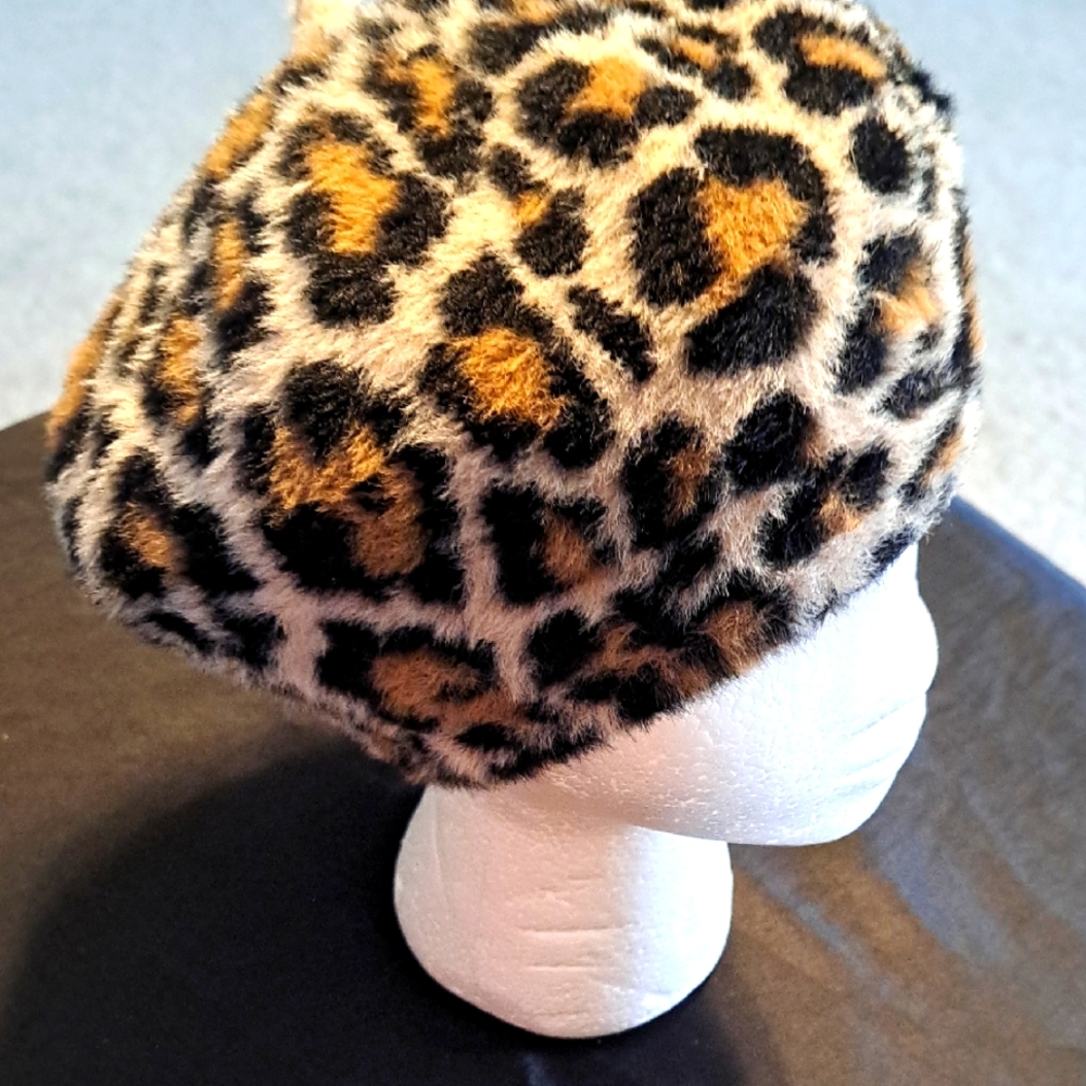 Leopard Print Kitten Soft Hat
